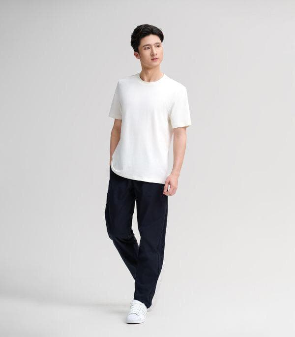 Regular Fit Silhouette