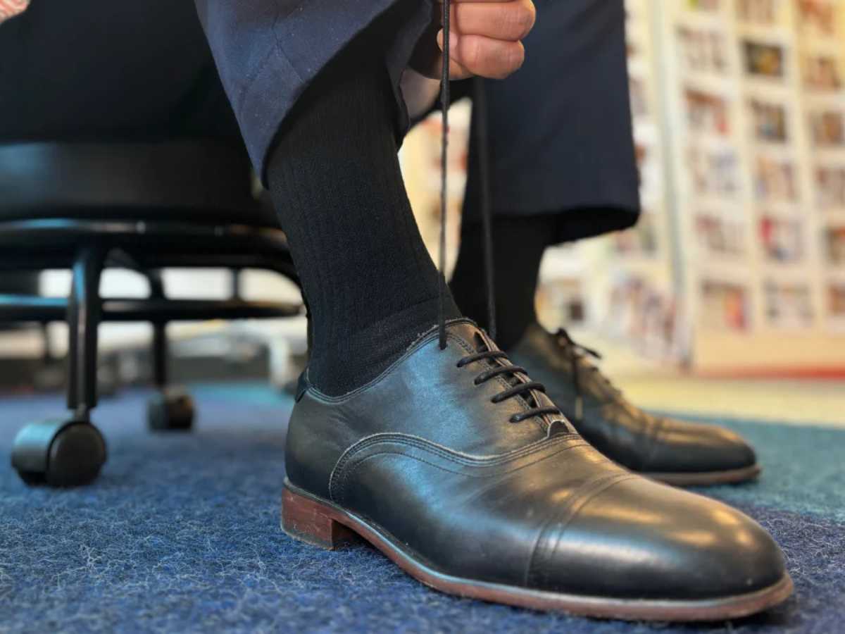 Độ dày tất dress sock vừa vặn