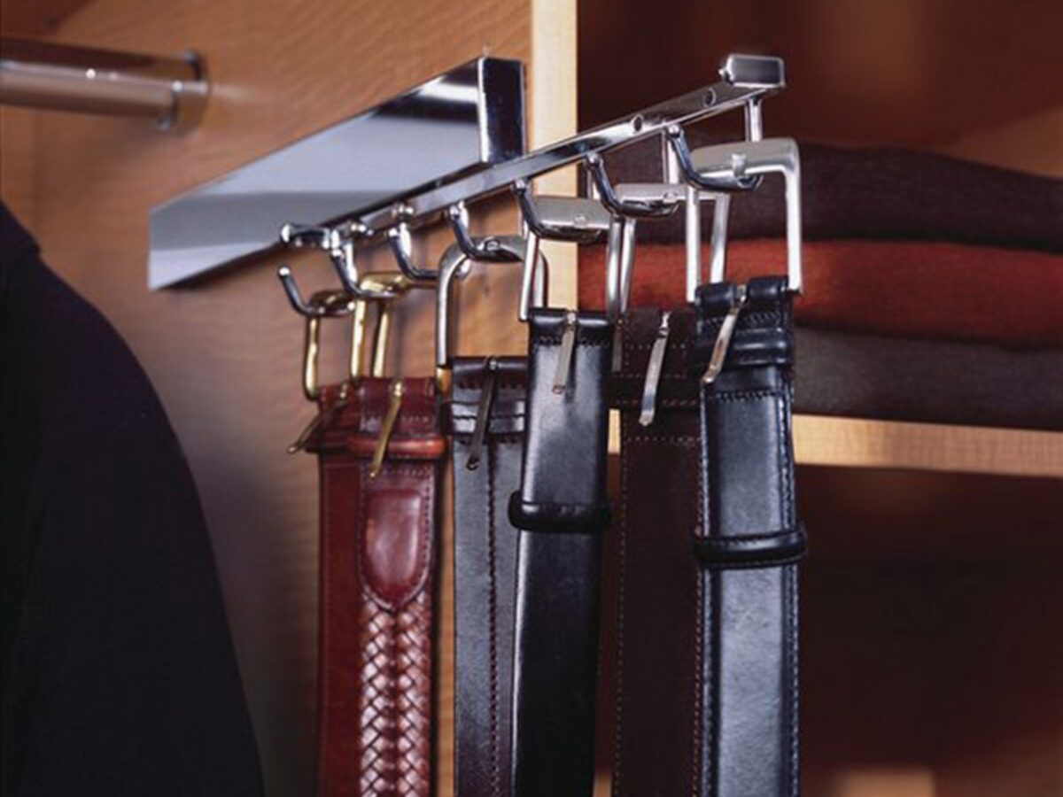 Cất giữ sau mỗi lần sử dụng thắt lưng da