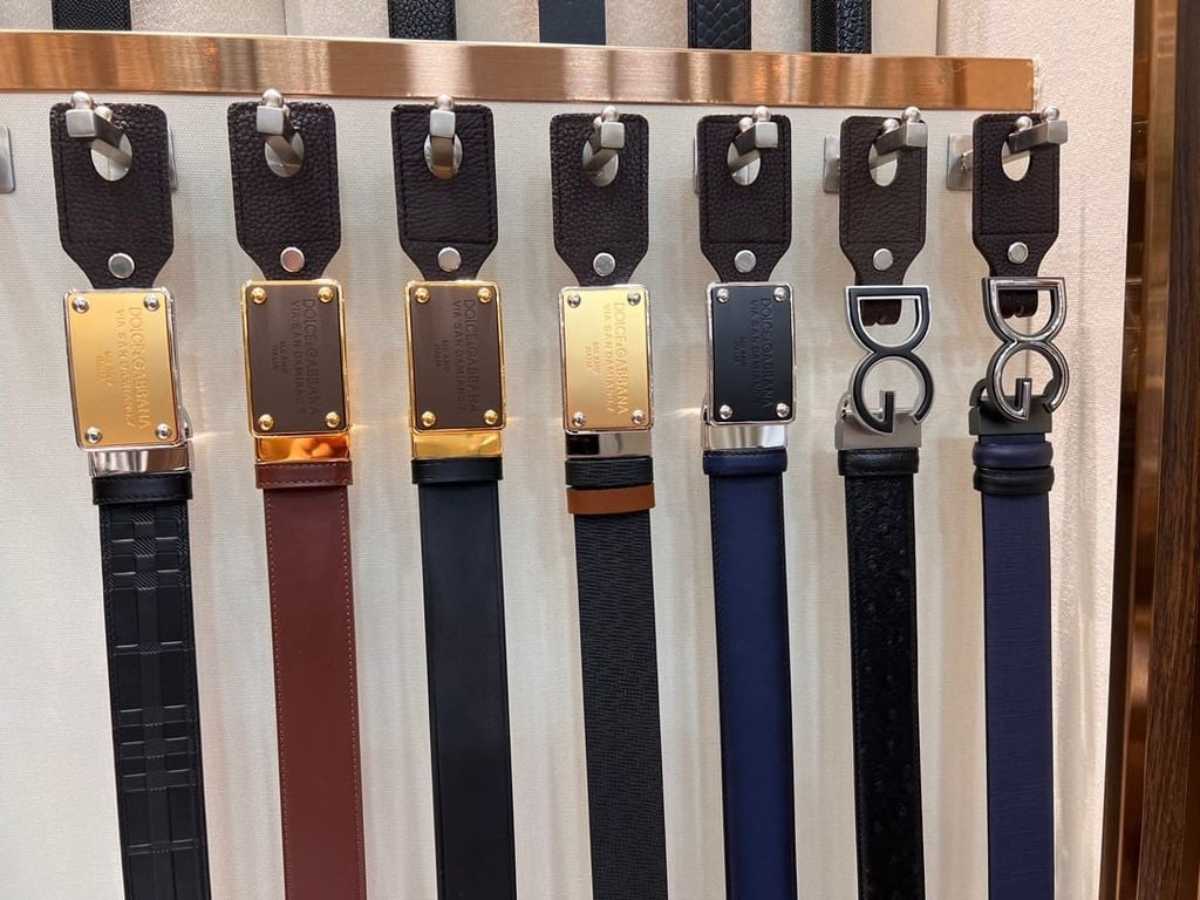 Các màu sắc khác nhau của thắt lưng