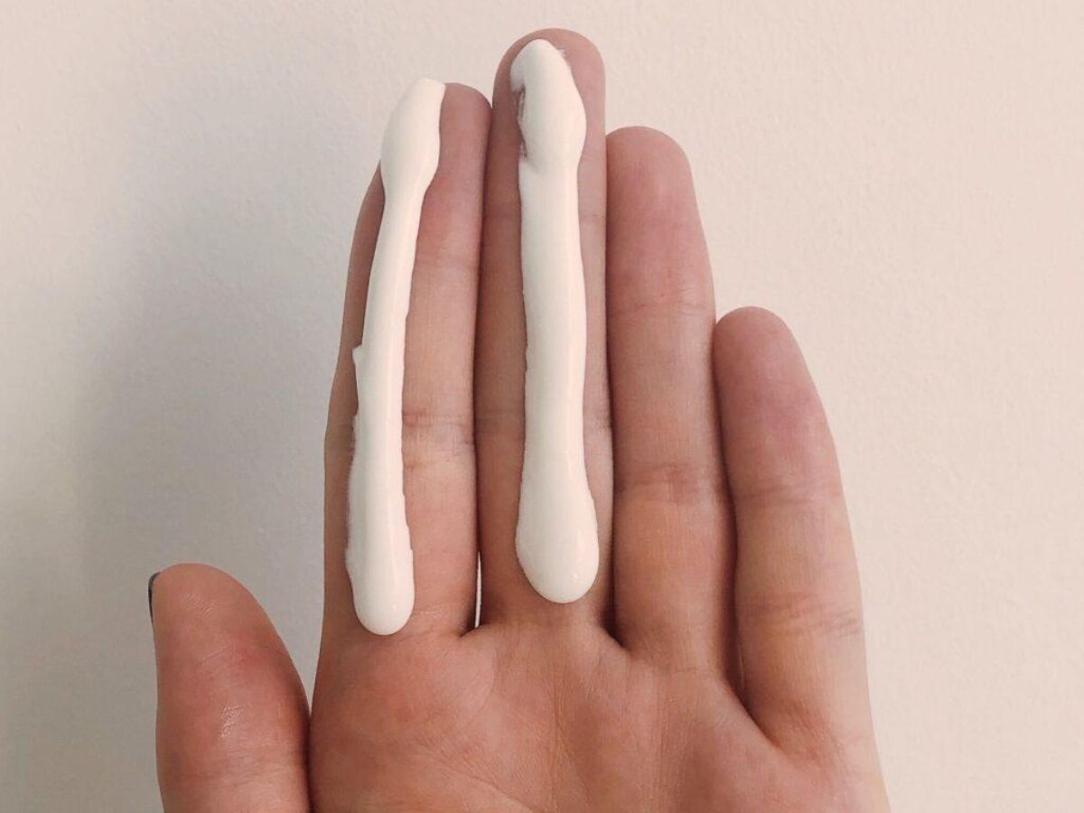 Sử dụng lượng kem chống nắng vừa đủ