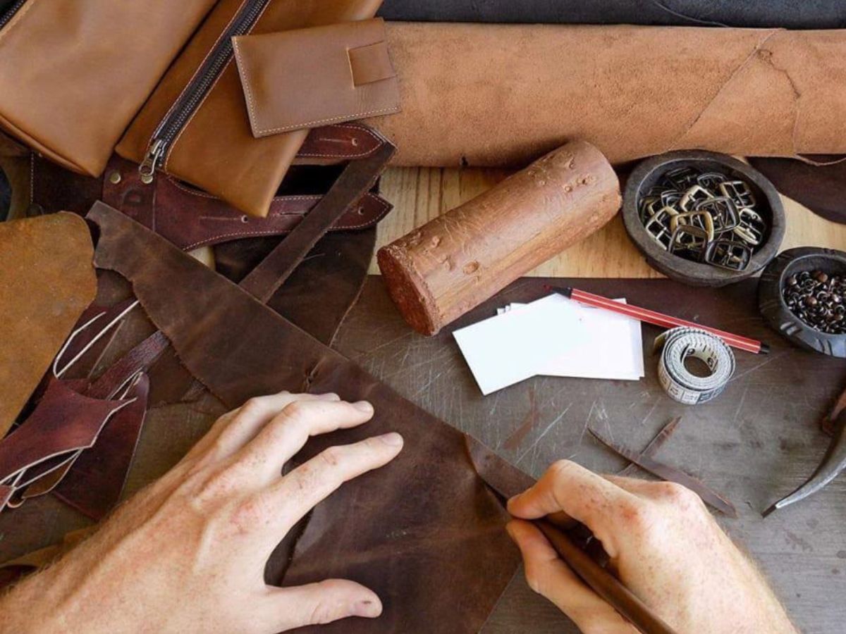 Chính sách bảo hành và đổi trả lá chắn bảo vệ khách hàng