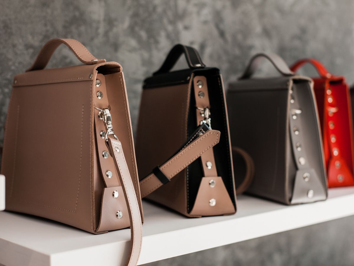 Sản phẩm chính hãng có chế độ bảo hành giúp khách hàng an tâm tuyệt đối