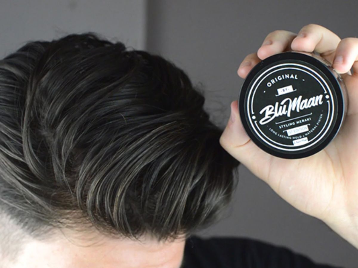 Pre-styling là sản phẩm xịt dưỡng, tạo một lớp nền trước khi sấy