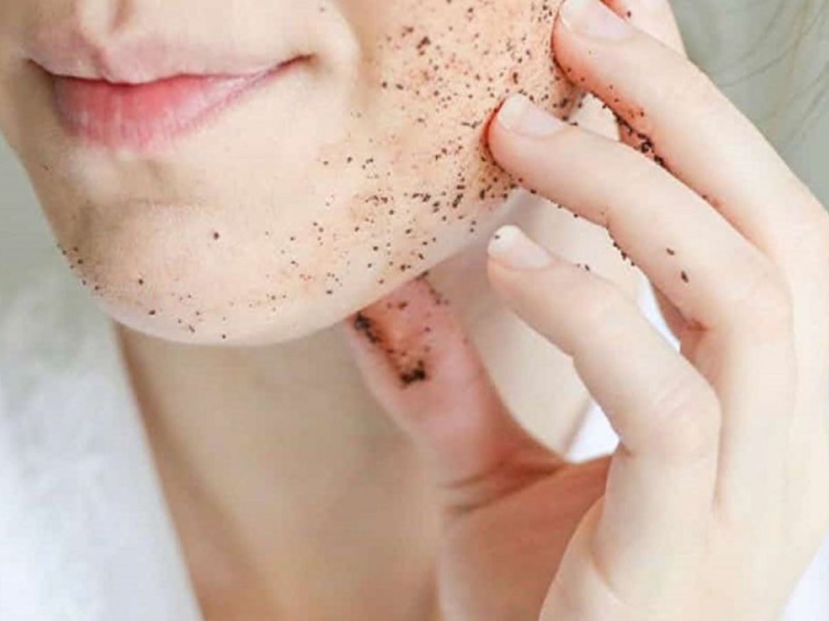 Tần suất lý tưởng cho hầu hết nam tẩy da chết là 1-2 lần/tuần