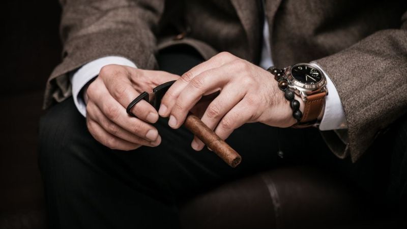 Mix Vòng Tay Cùng Đồng Hồ Cho Nam