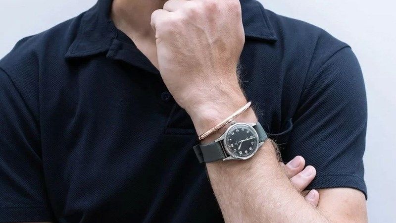 Mix Vòng Tay Cùng Đồng Hồ Cho Nam