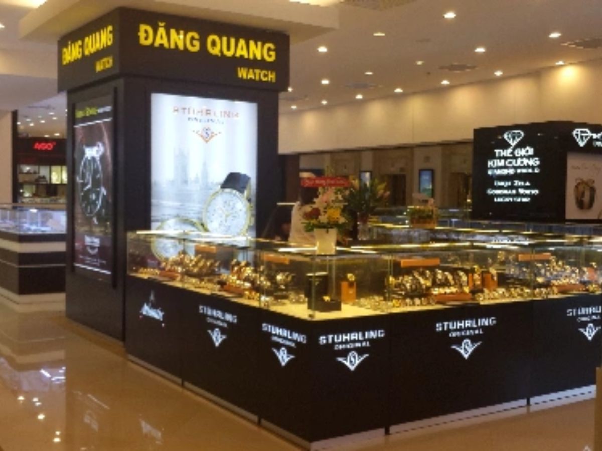 Đăng Quang Watch là nhà phân phối độc quyền của nhiều thương hiệu đồng hồ Thụy Sỹ danh tiếng