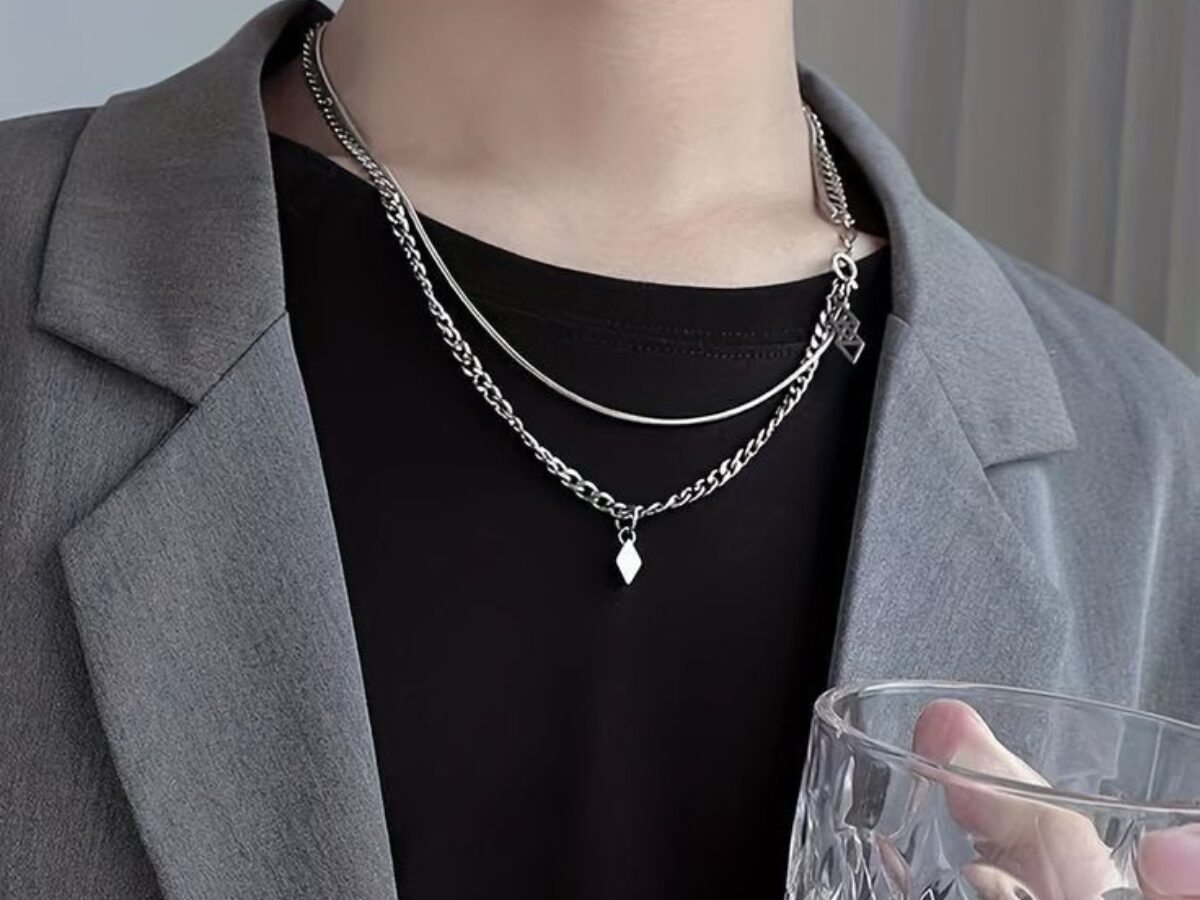 Một chiếc dây chuyền mức giá bao nhiêu là đủ? 