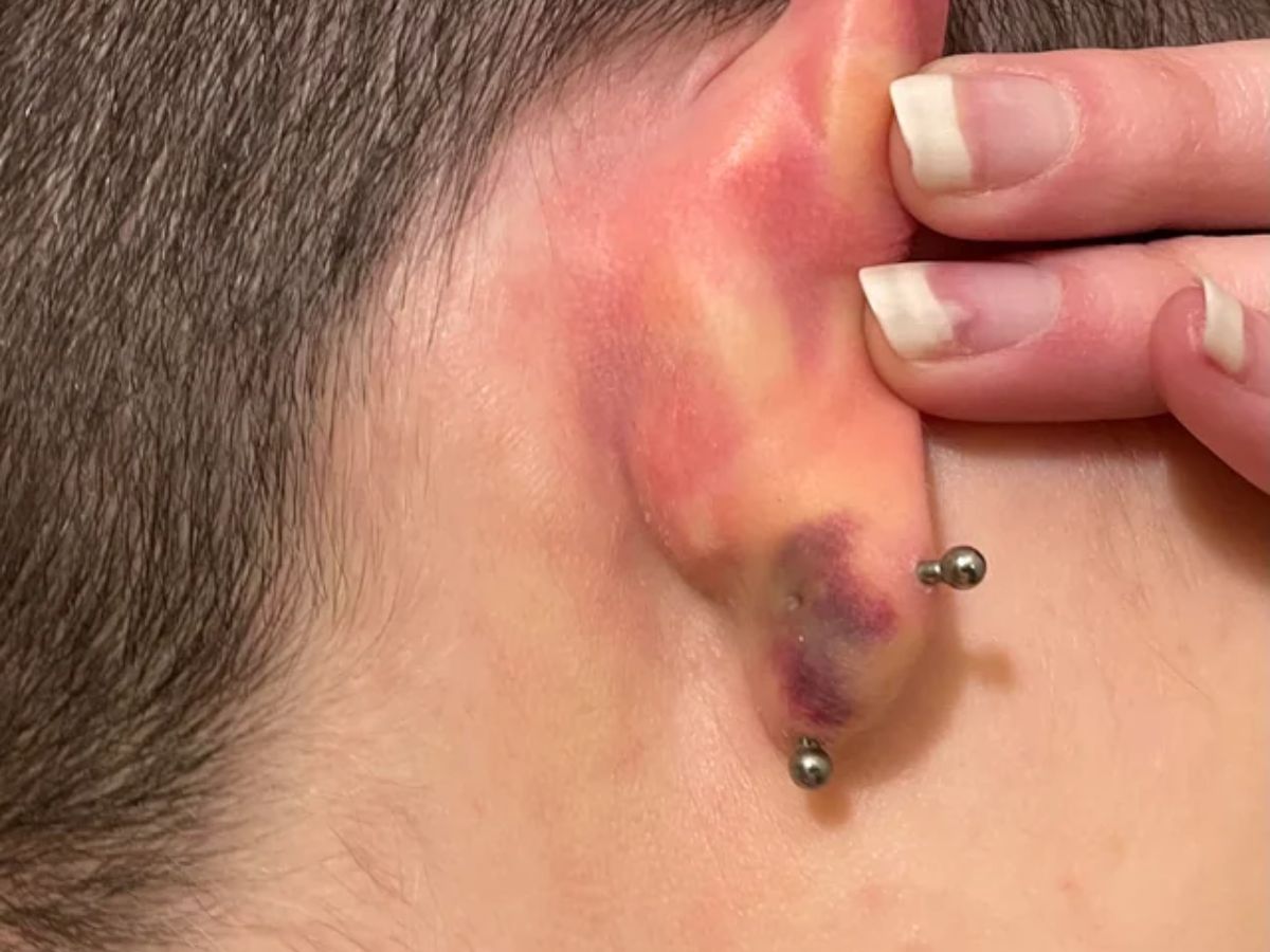 Transverse Lobe là một trong các kiểu xỏ lỗ tai nam độc đáo và ít phổ biến hơn