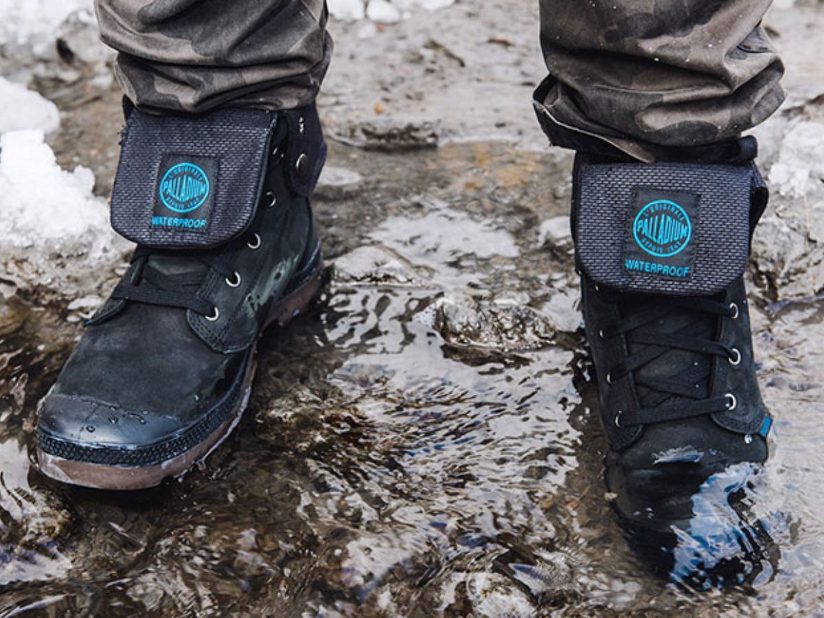 Dòng Palladium Waterproof bất chấp mưa gió với công nghệ chống thấm đỉnh cao
