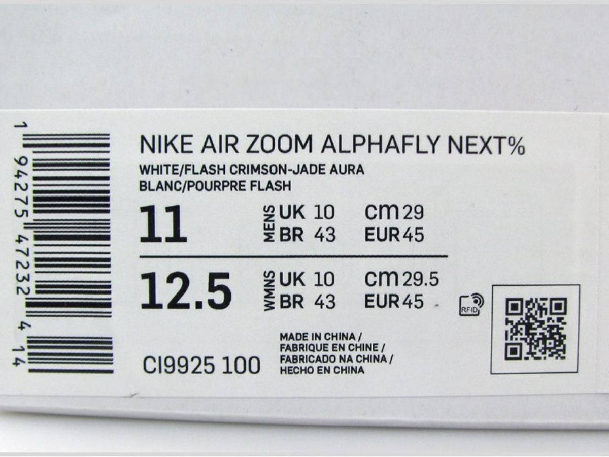 Tem/tag trên dép là con dấu xác thực của Nike