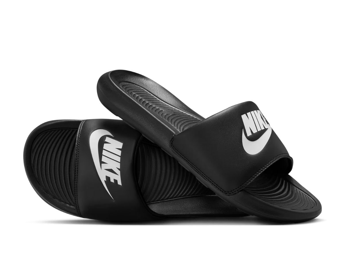 Logo, đường may/đường dán và độ hoàn thiện tổng thể