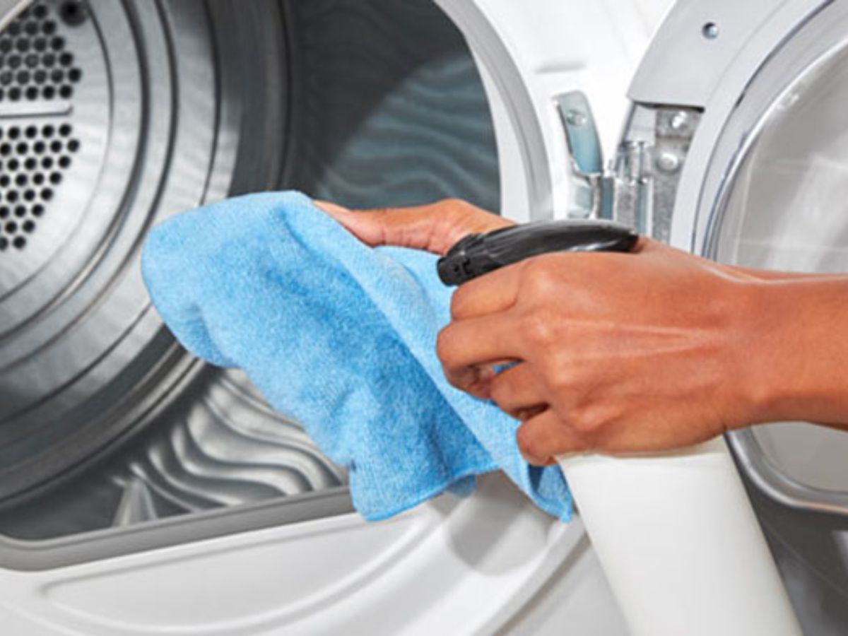 Vệ sinh hệ thống thông hơi của máy sấy lồng ngang