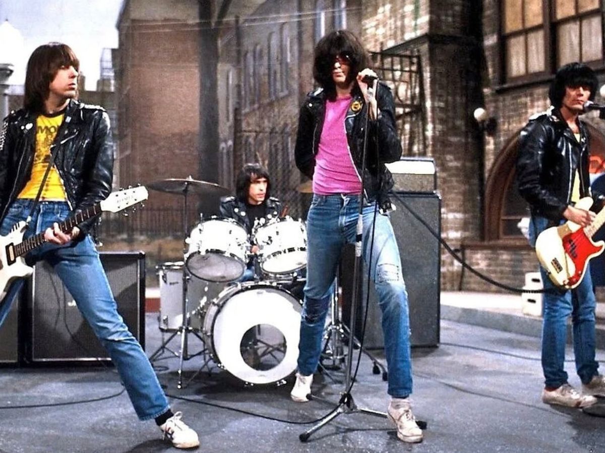 Cách Phối Đồ Phong Cách Punk Rock