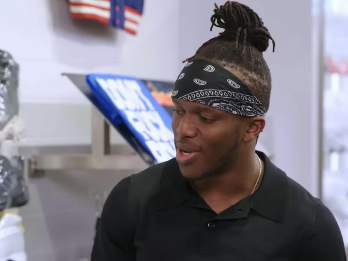 Tóc đuôi ngựa nam với khăn bandana