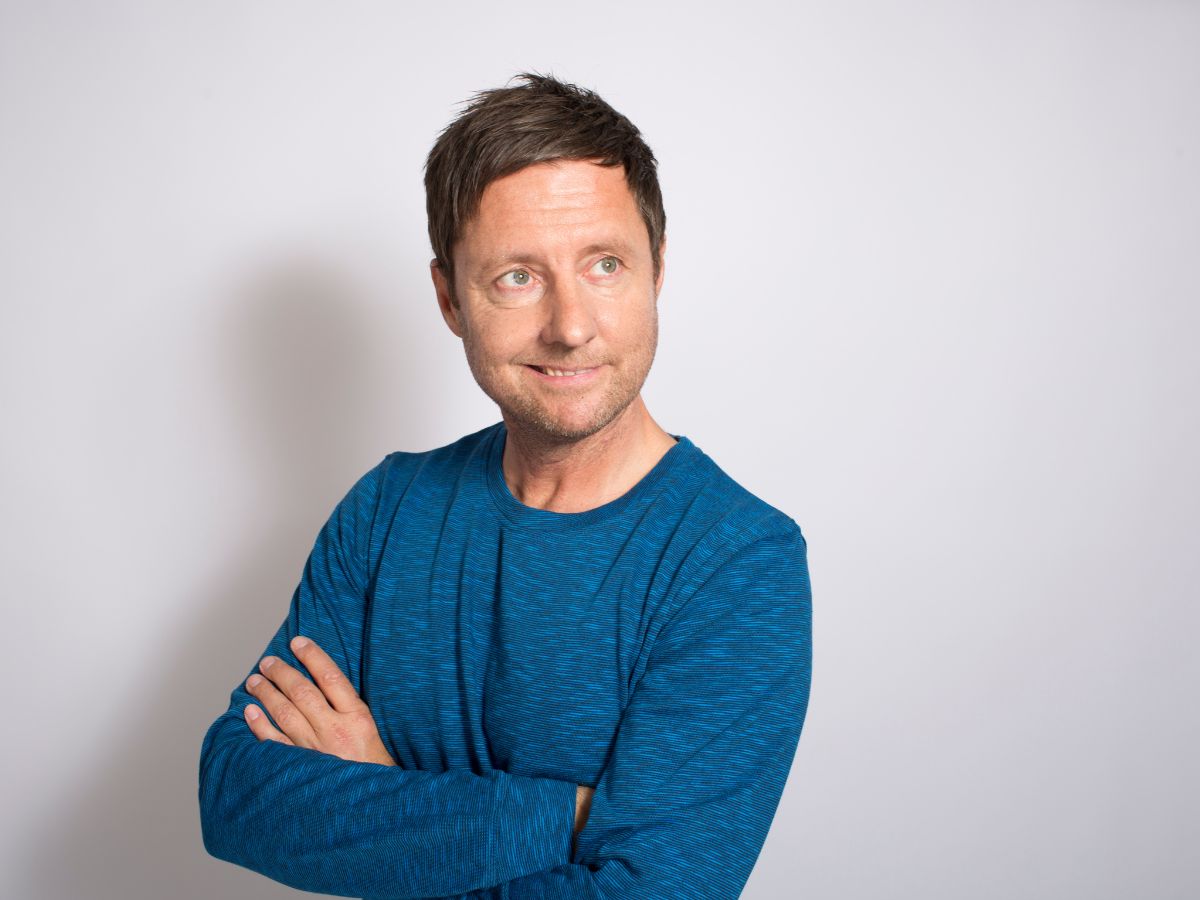 Đừng quên đầu tư vào chất liệu tốt khi chọn quần áo cho nam trung niên