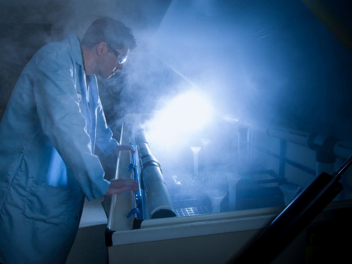 Quy trình chế tạo kính Mineral