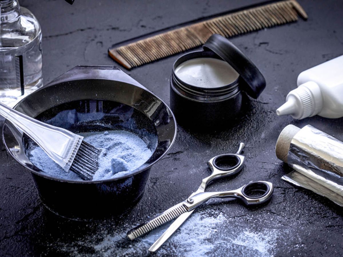 Dụng cụ nhuộm tóc cơ bản cần có đủ khi nhuộm tóc tại nhà