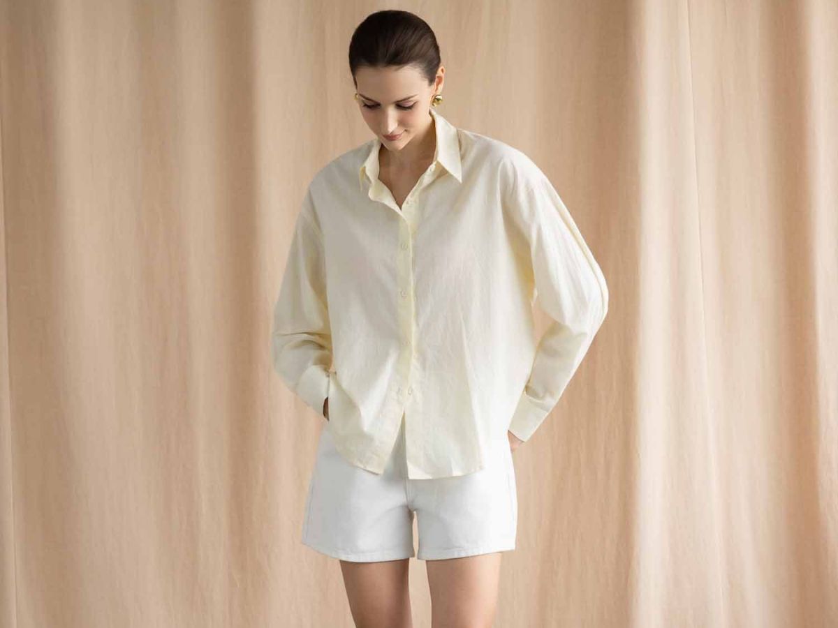 Sơ mi của thương hiệu này thể hiện sự phóng khoáng, cá tính