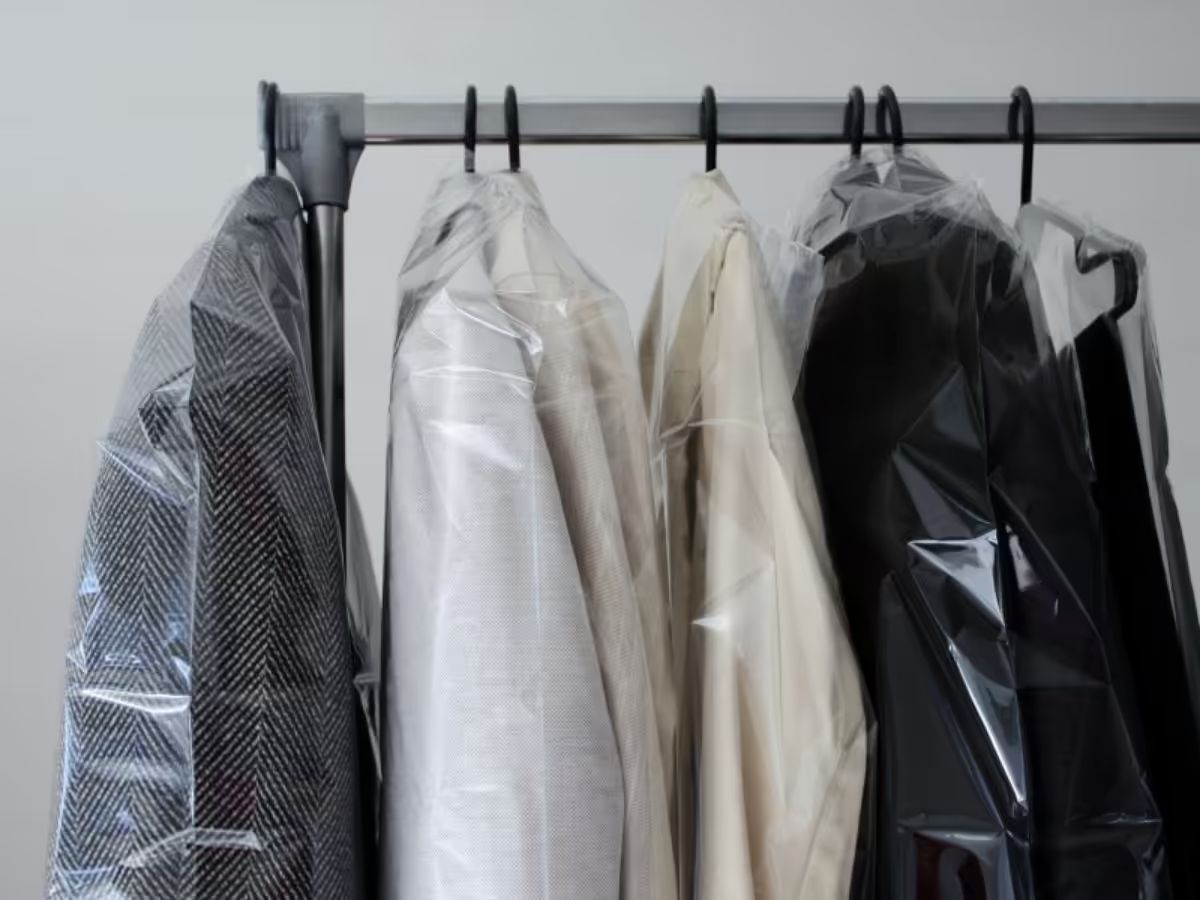 Review Áo Khoác Đi Mưa Nam: Chọn Chuẩn, Bền Đẹp, Không Sợ Ướt