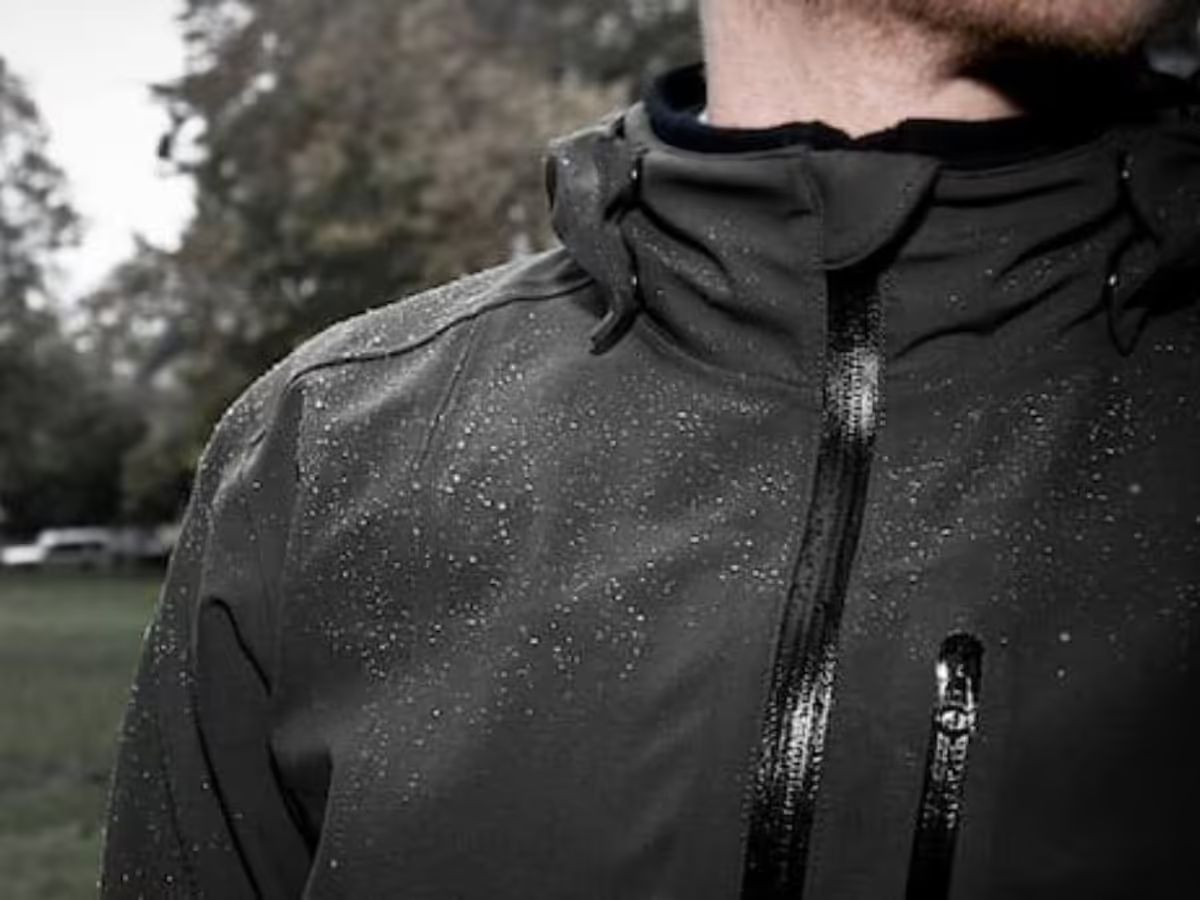 Review Áo Khoác Đi Mưa Nam: Chọn Chuẩn, Bền Đẹp, Không Sợ Ướt