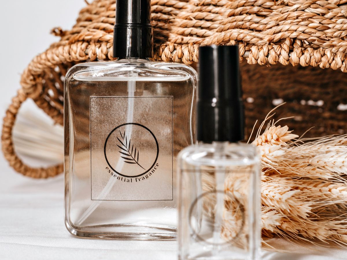 Nên mua nước hoa ở nơi uy tín để đảm bảo chất lượng