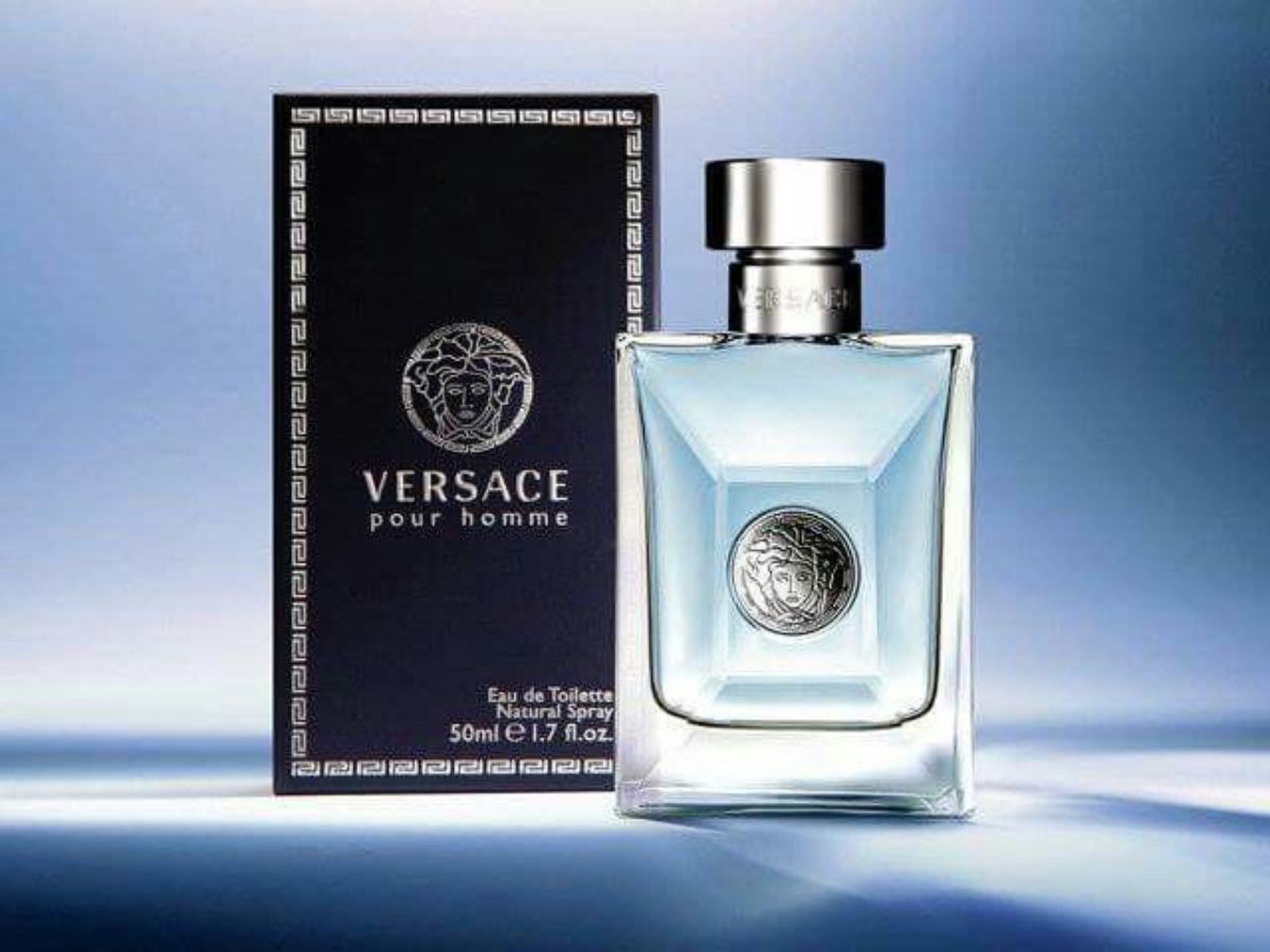 Versace Pour Homme EDT là sản phẩm thuộc top nước hoa nam dưới 2 triệu