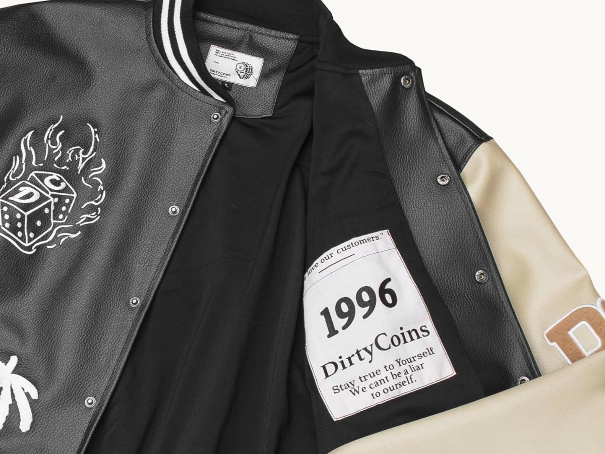 Một trong các loại áo khoác bomber jacket local brand