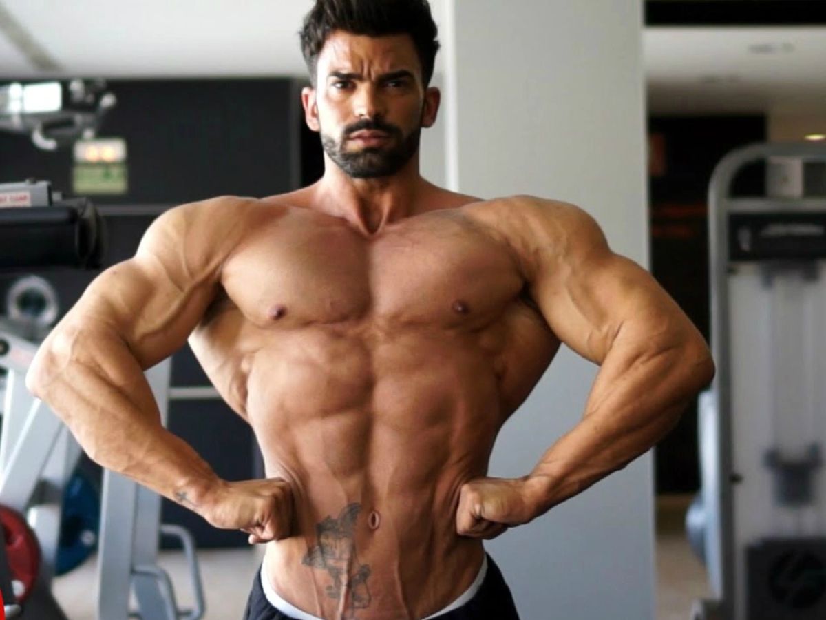 Một đôi vai khỏe mạnh là nền tảng sức mạnh cho mọi hoạt động