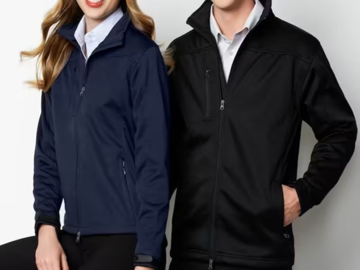 Khám phá các mẫu áo khoác gió đồng phục cực chất