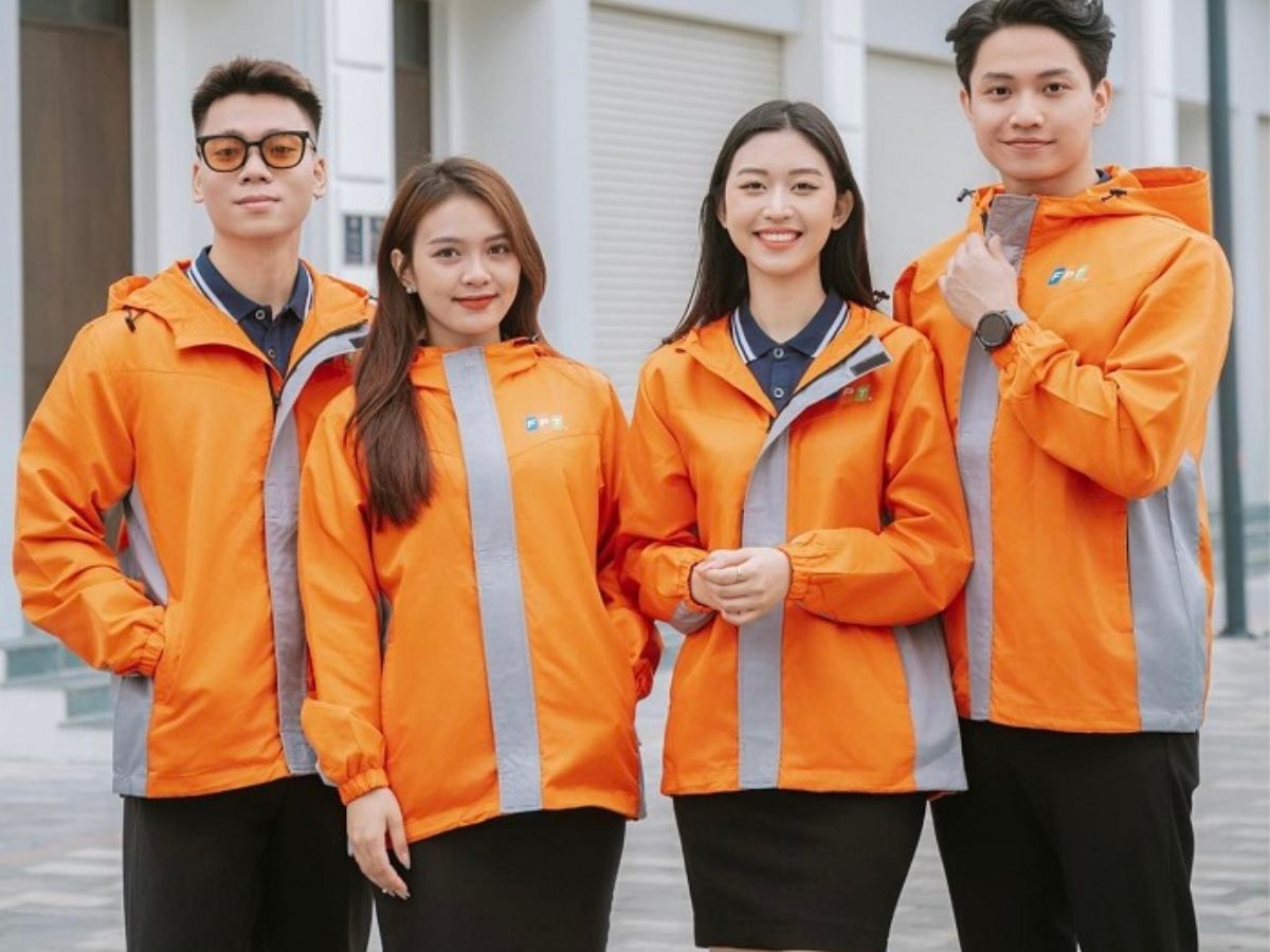 Khám phá các mẫu áo khoác gió đồng phục cực chất