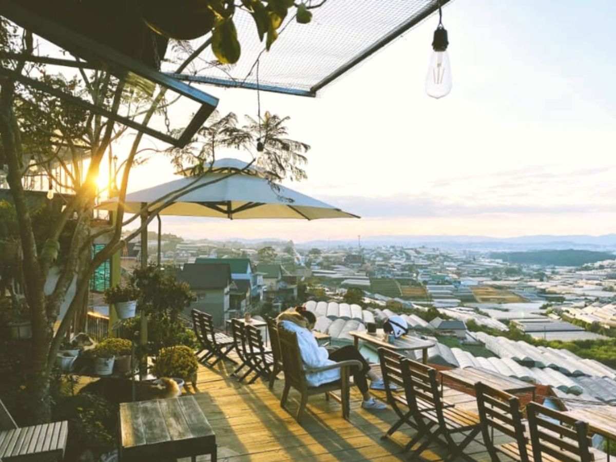 Góc nhỏ bình yên với các quán cà phê view đẹp