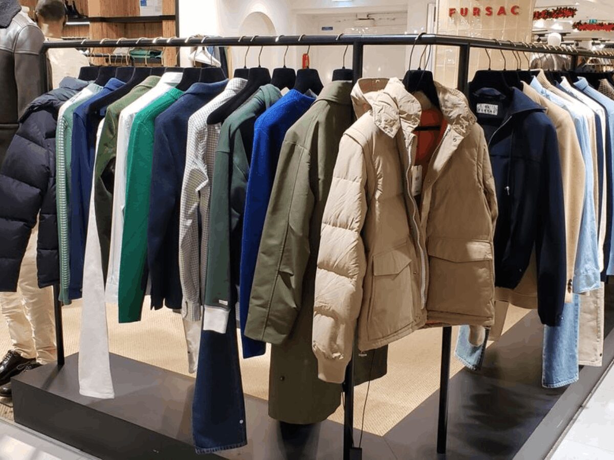 Nhu cầu mua sắm quần áo tại TPHCM cho mùa lạnh vô cùng sôi động