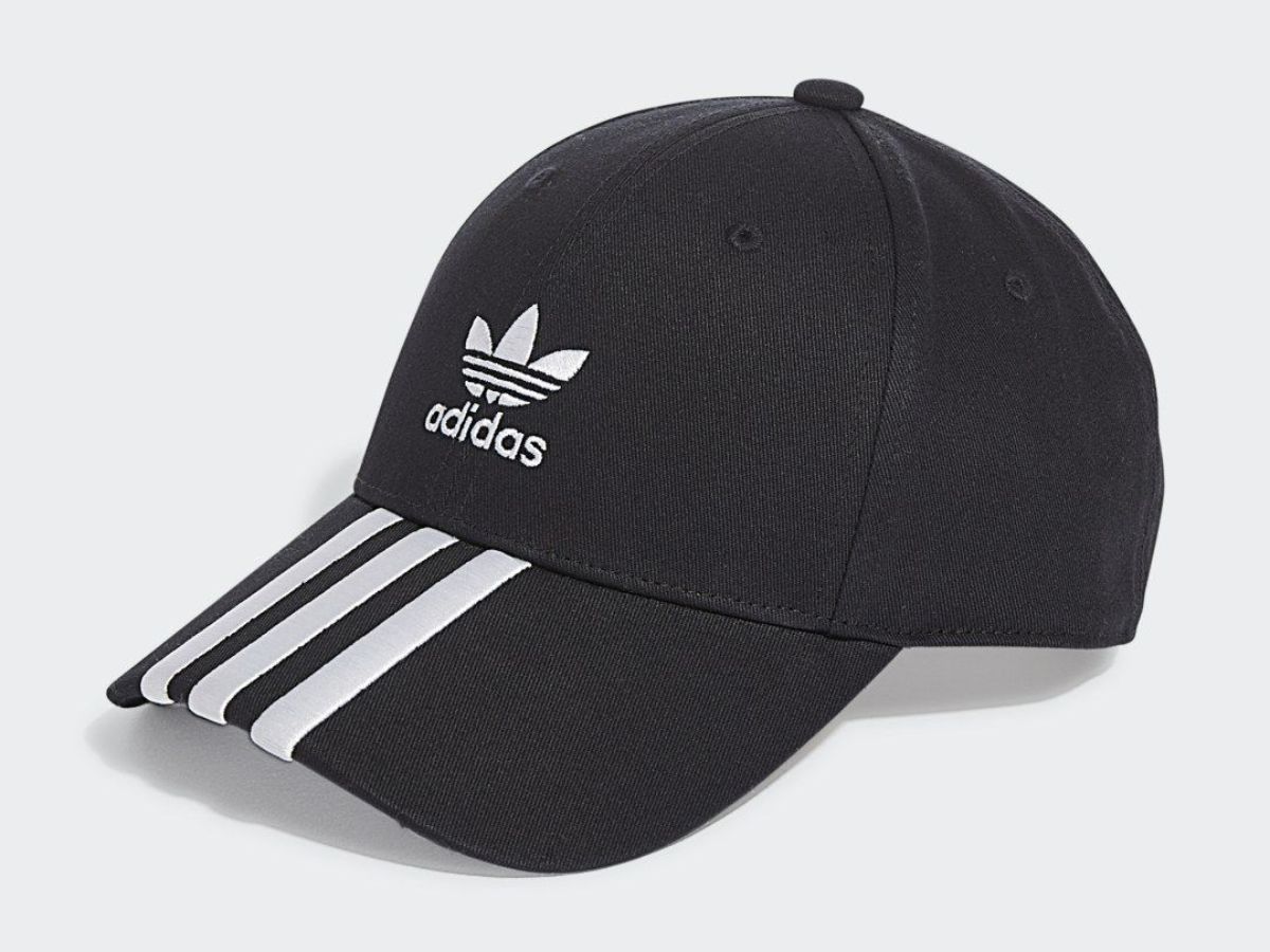 Mũ Adidas với logo tinh tế