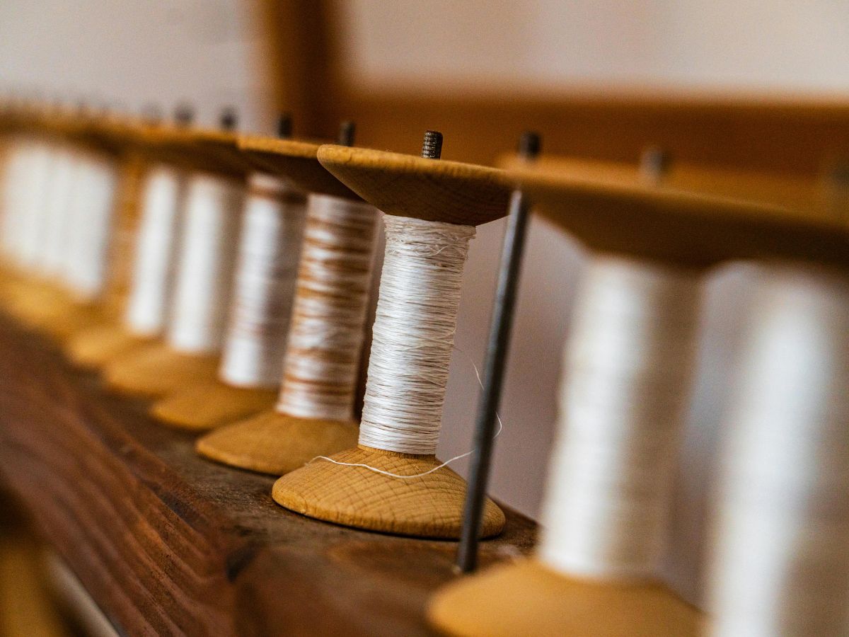 Tùy theo từng loại vài mà cách bảo quản cũng khác nhau