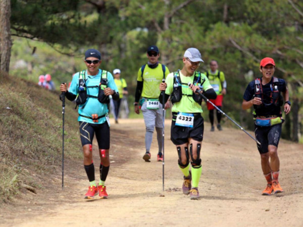 Kỹ thuật chạy trail bí quyết vượt dốc, xé gió xuống đèo