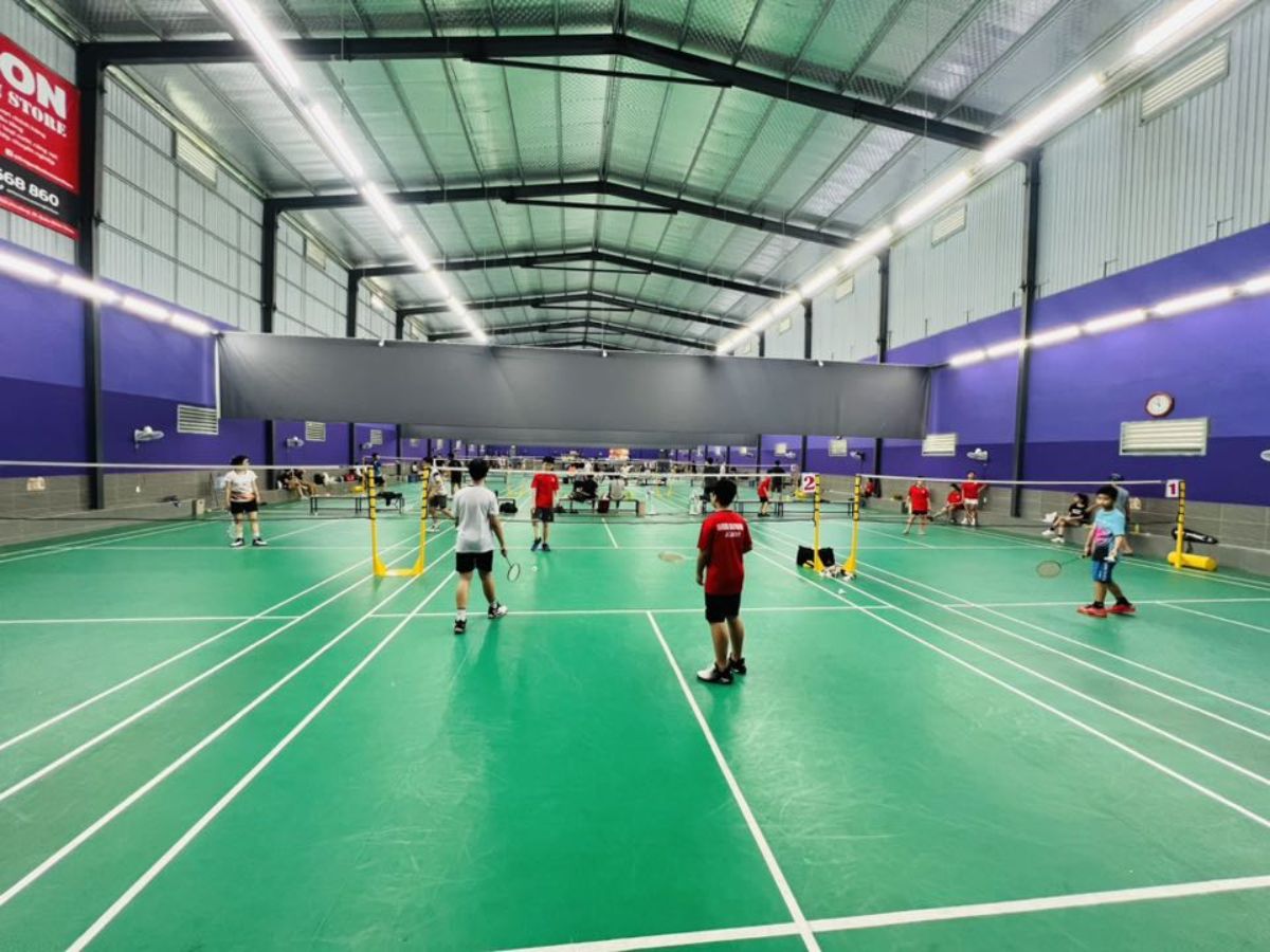 TADA thuộc top sân cầu lông Bình Thạnh cho lông thủ