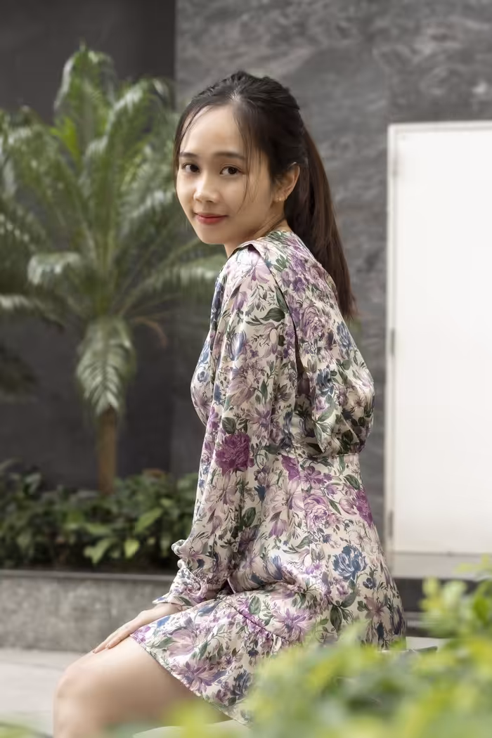 Nhung HR