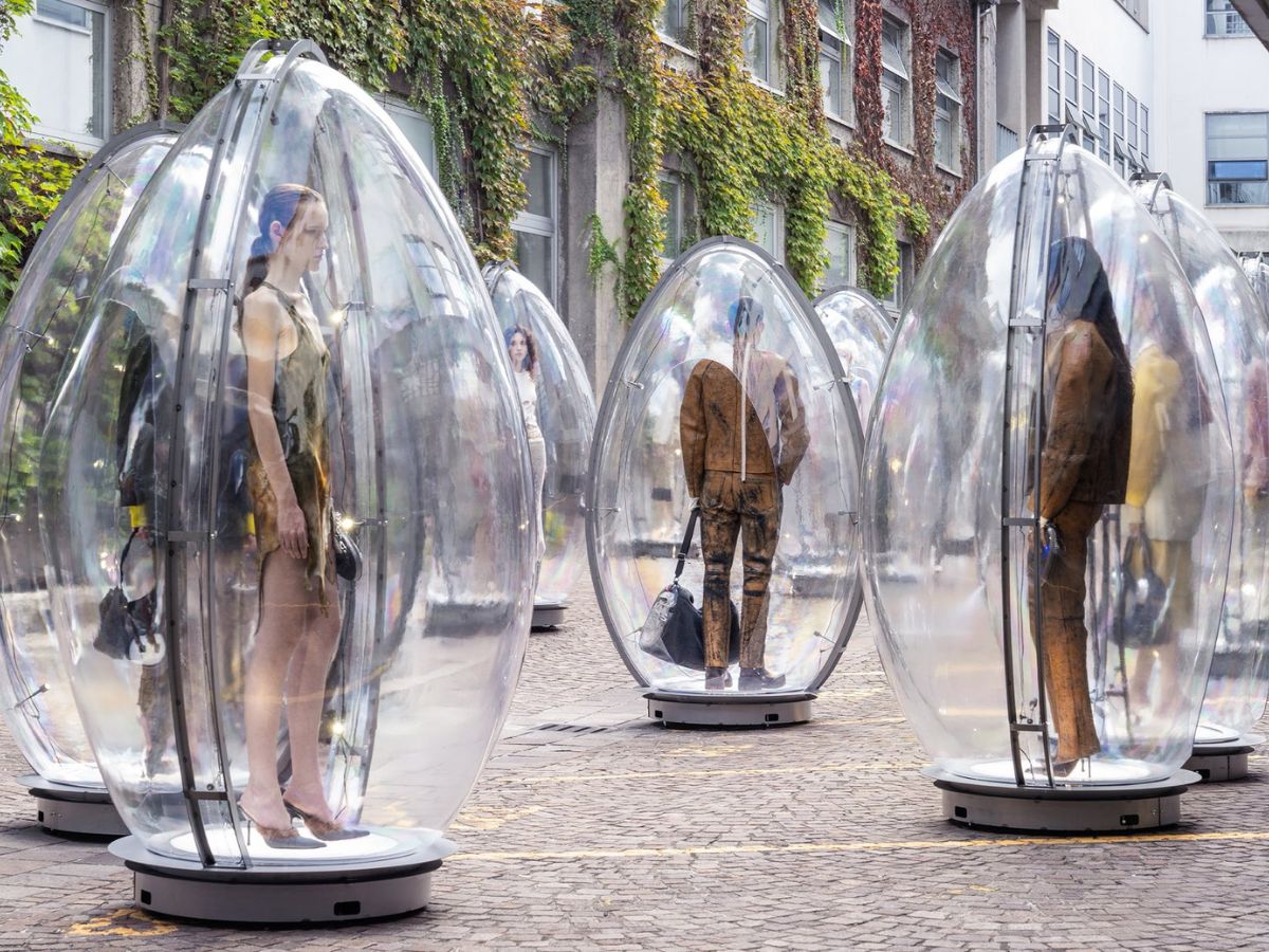 Các thiết kế nằm trong trứng Phục sinh nằm trải khắp thành phố Milan