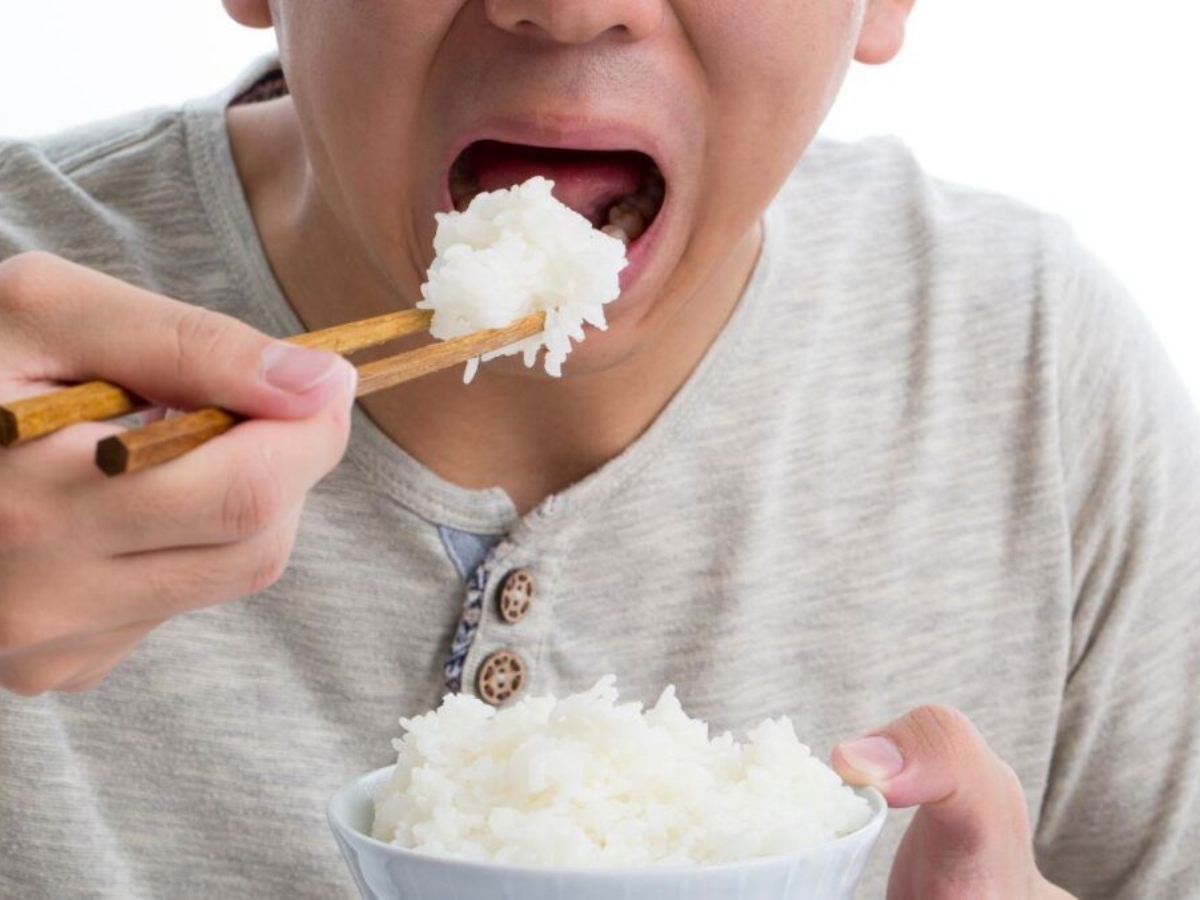 1 bát cơm bao nhiêu calo