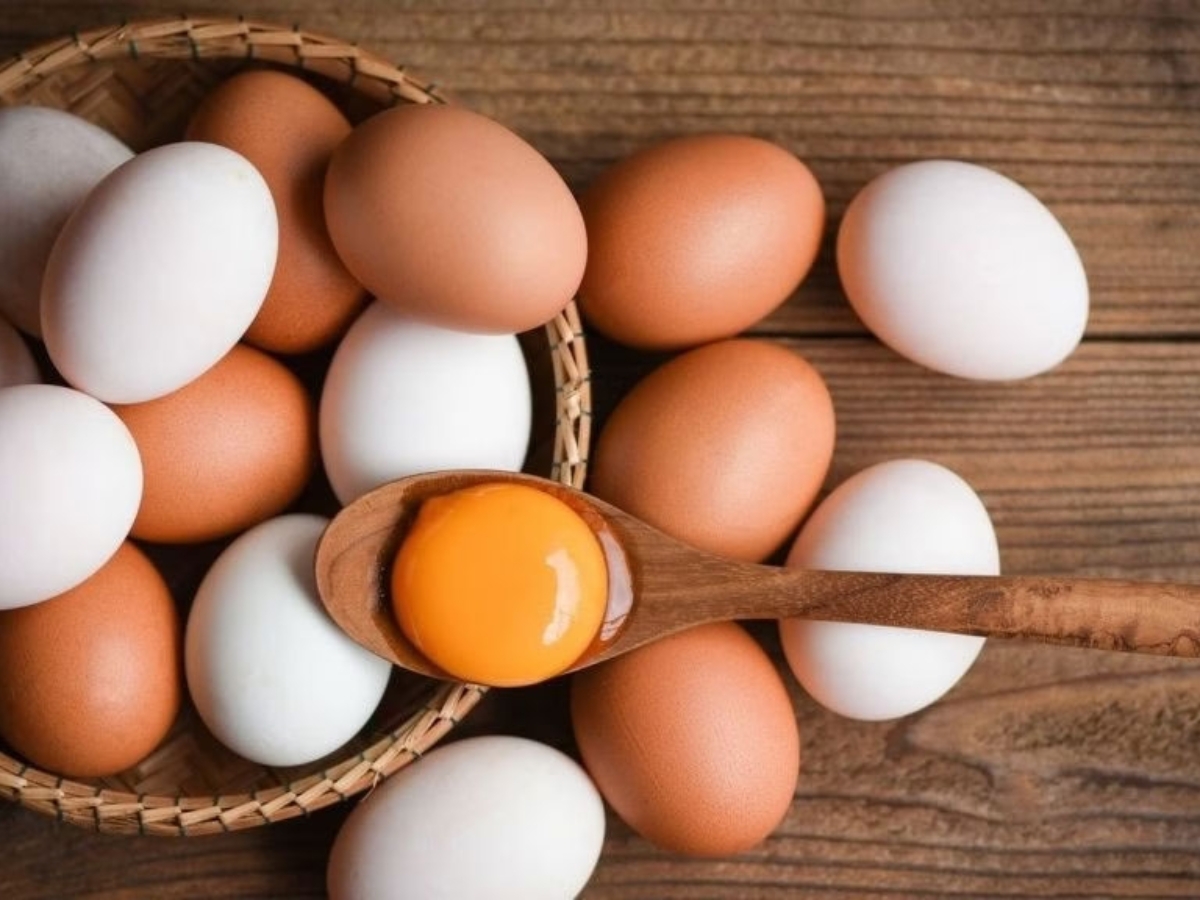 1 quả trứng bao nhiêu calo