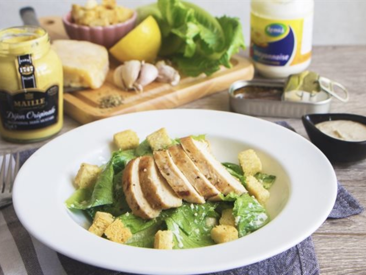 100g ức gà bao nhiêu calo