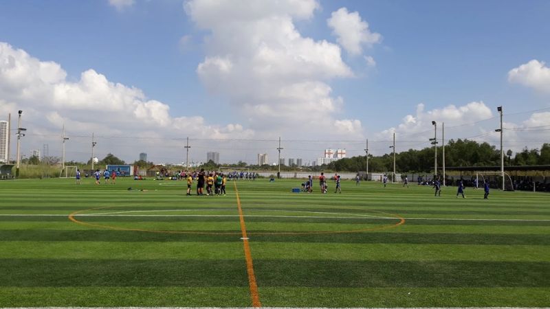 Top sân bóng đá Phạm Hùng hot nhất