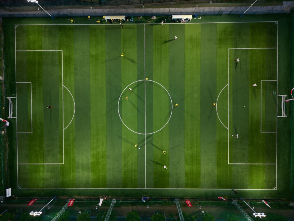 Các sân bóng tại Mỹ Đình khá chất lượng