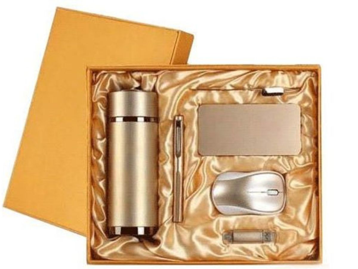 top quà tặng doanh nghiệp công nghệ độc đáo