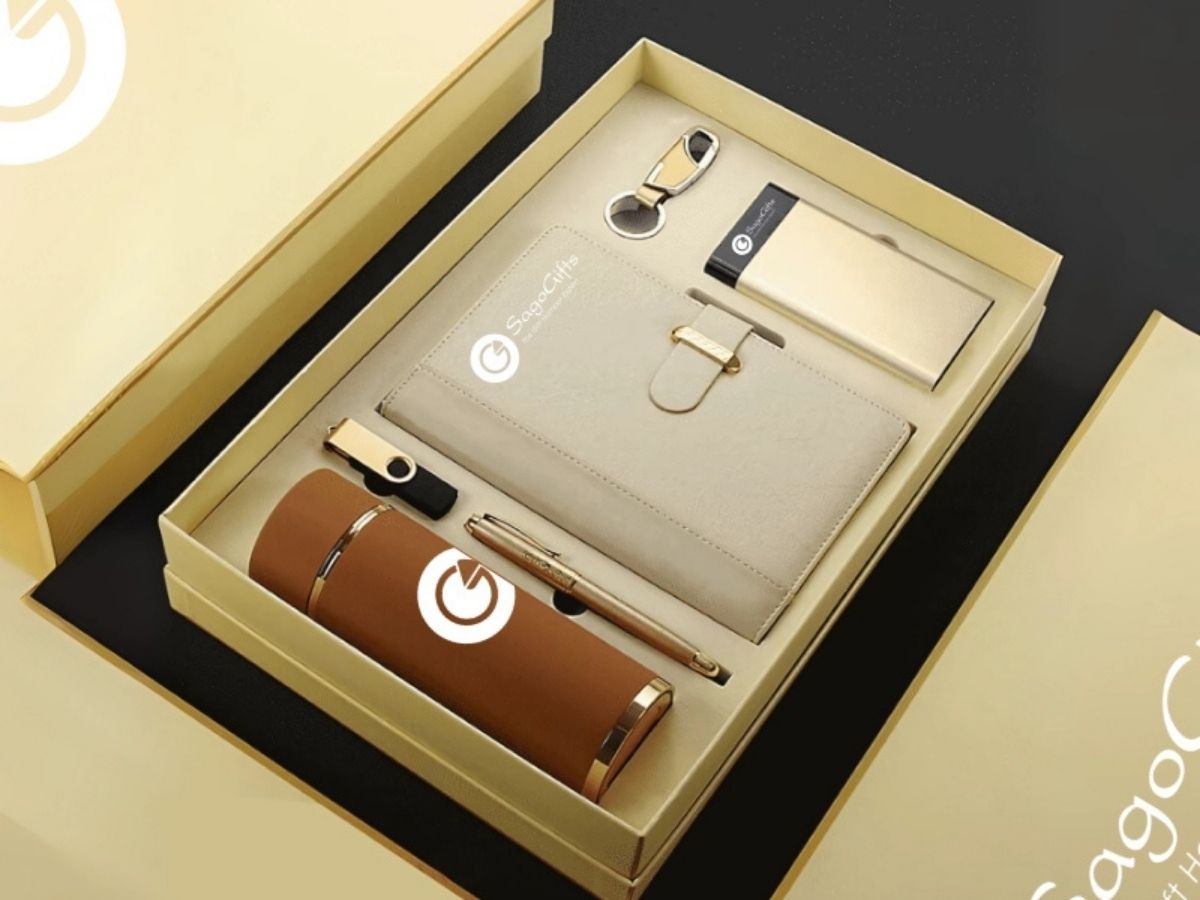 Tìm kiếm top quà tặng doanh nghiệp ý nghĩa, thiết thực