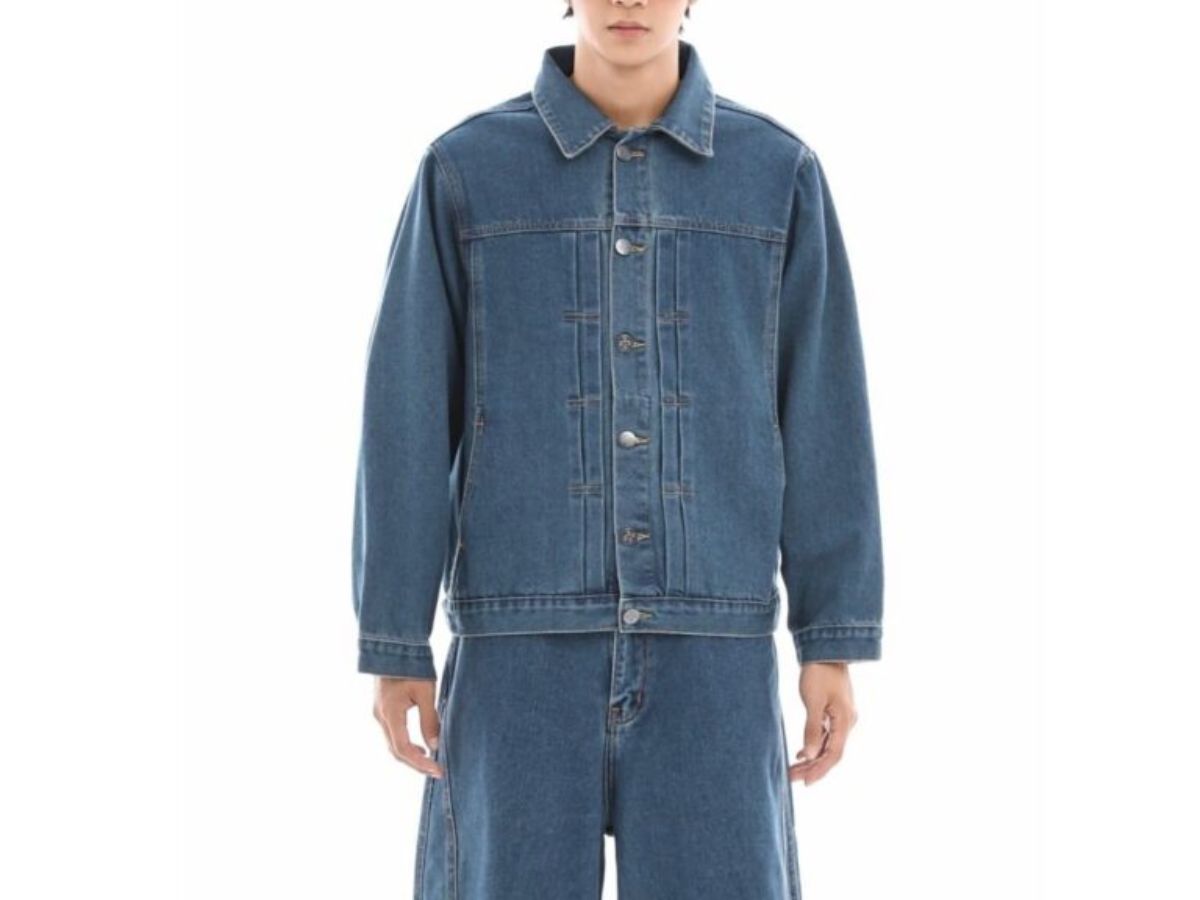 SWE nổi bật với các mẫu áo khoác jean có thiết kế hiện đại, trẻ trung