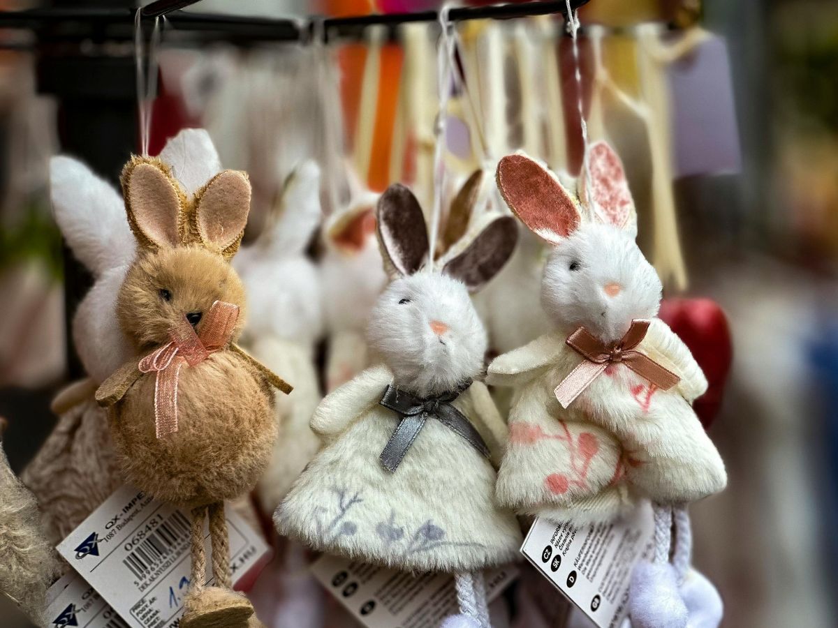 Doanh nghiệp cũng có thể chọn móc khoá làm quà tặng