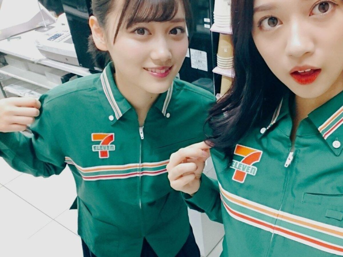 Hình ảnh đồng phục 7 Eleven quen thuộc tại nhiều nước trên thế giới